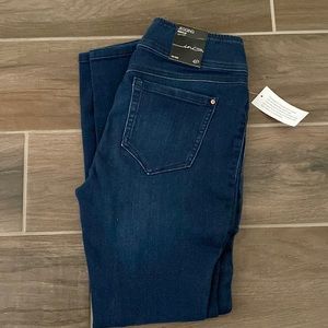 INC. Jegging Regular Mid Rise Size 4P